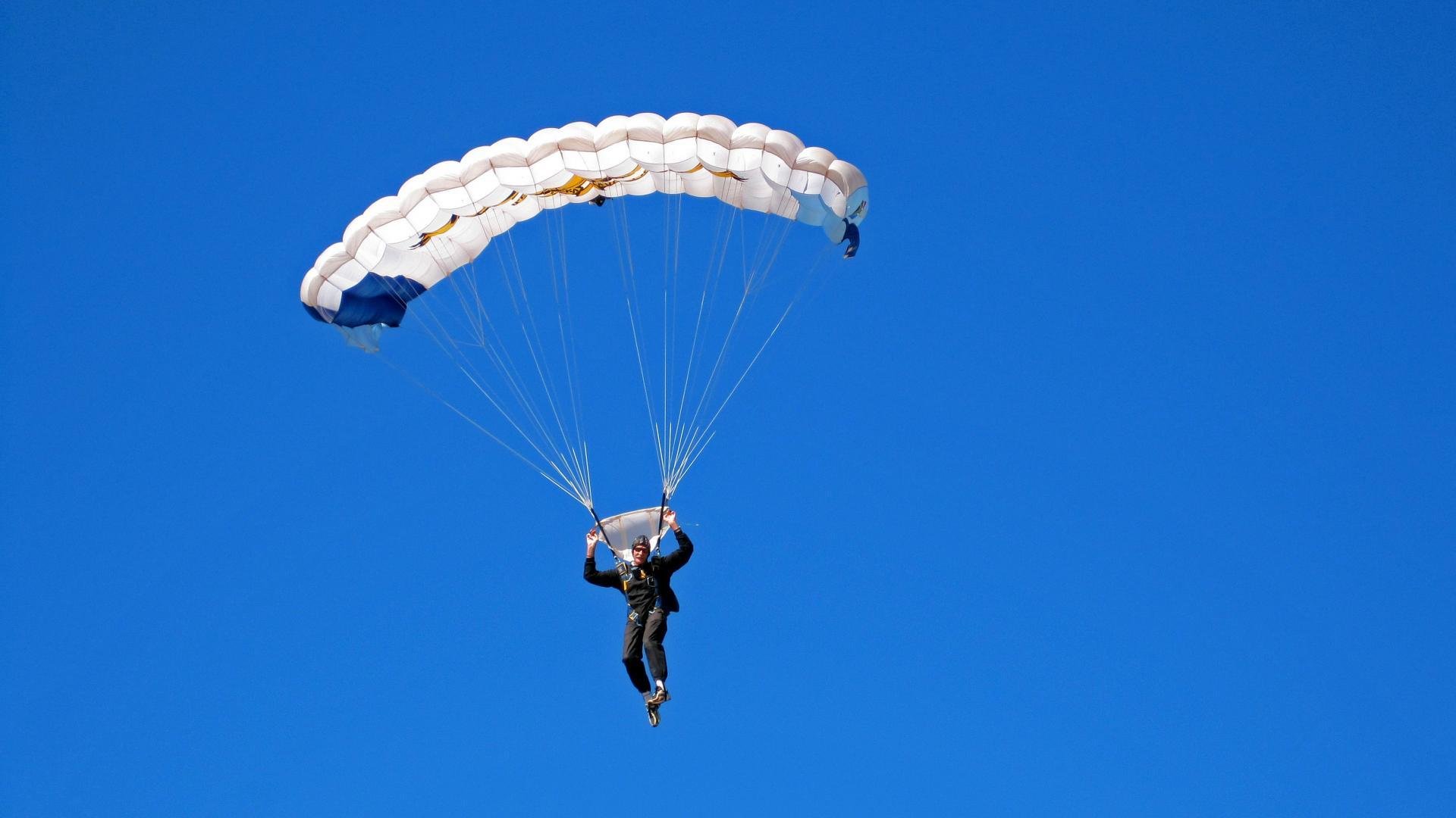 中国混合双人跳板动作细节解读，双人跳板怎么算分